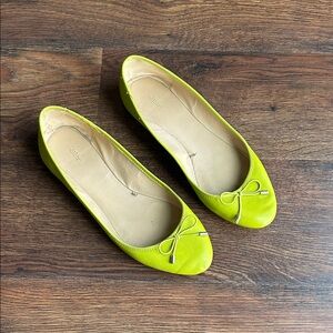 Zara Bow Flats Chartreuse | Chartreuse Green | Zara Flats | Zara shoes | Bow
